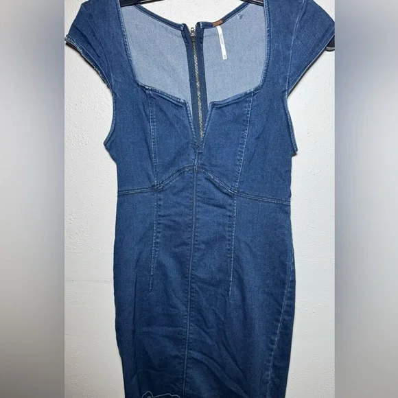 Free People Lia Denim Mini Dress Blue Cap Sleeve
Bodycon Sweetheart Neckline XS - Picture 7 of 10